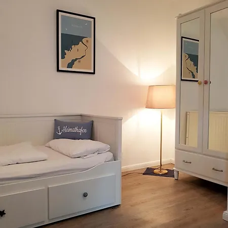Holiday home Deichschaefers Buntes Schaf Bohl