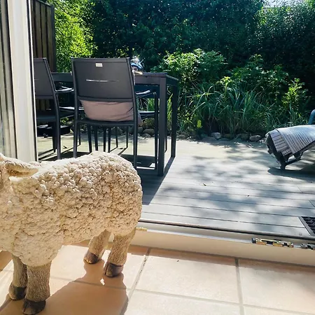 Ferienhaus Deichschaefers Buntes Schaf *